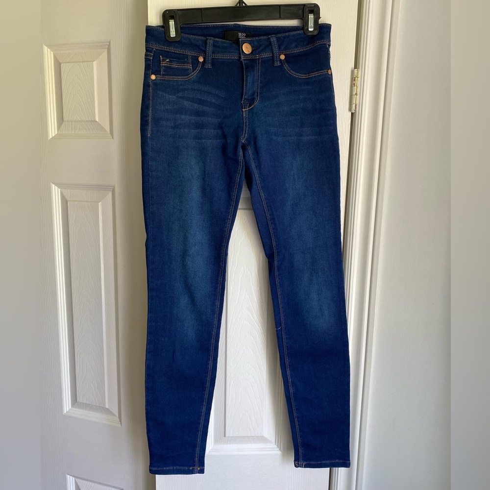 NWT 1822 Denim Dark Blue Skinny Jeans
